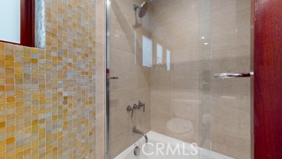 https://media.crmls.org/medias/1a69971e-41f7-4309-b6f5-4b84d8780acc.jpg?preset=X-Large