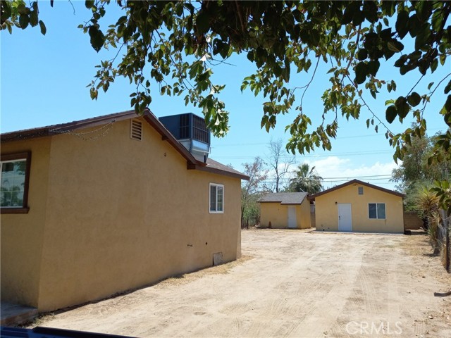 Detail Gallery Image 4 of 35 For 1209 Potomac Ave, Bakersfield,  CA 93307 - – Beds | – Baths