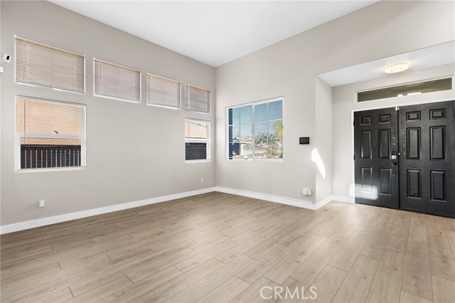 Detail Gallery Image 6 of 50 For 30465 Avenida Palmera, Homeland,  CA 92548 - 4 Beds | 3 Baths