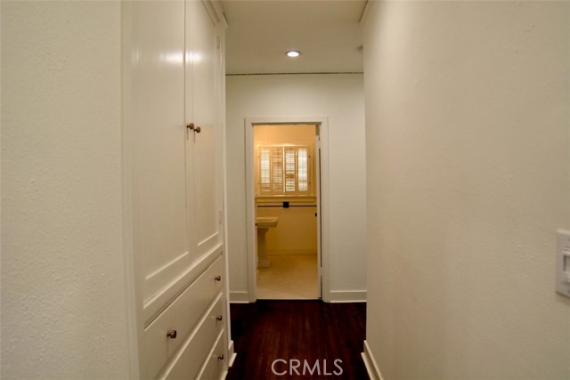 Detail Gallery Image 11 of 27 For 679 La Mirada, San Marino,  CA 91108 - 3 Beds | 2 Baths