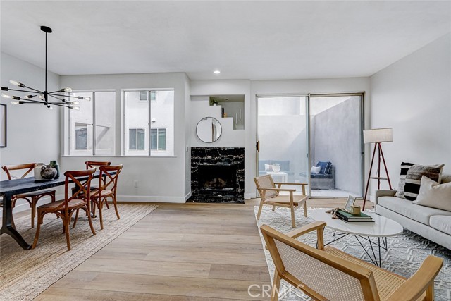 Detail Gallery Image 16 of 39 For 501 Herondo #18,  Hermosa Beach,  CA 90254 - 3 Beds | 2 Baths