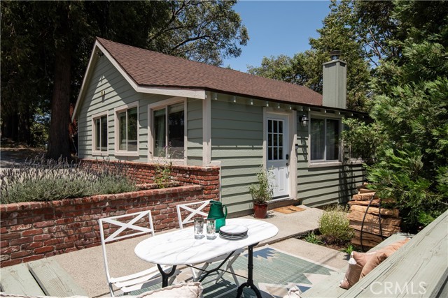 29196 Lake Brook Avenue, Cedar Glen CA: https://media.crmls.org/medias/1a6d61cc-7c51-47f1-bb3b-bf68b88d23b1.jpg