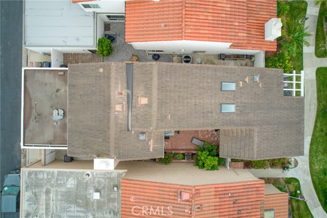 64 Seacrest Court, Long Beach CA: https://media.crmls.org/medias/1a6e3424-721e-49d4-a338-52c83a767acf.jpg