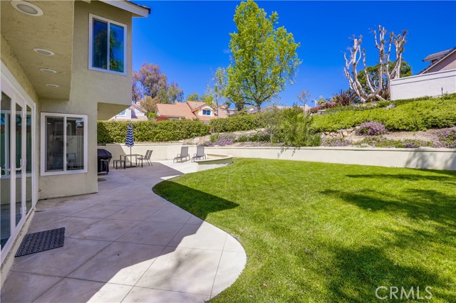 19416 Shadow Oak Drive, Lake Forest CA: https://media.crmls.org/medias/1a6e37bb-b267-410a-8b80-afb7b43274b3.jpg