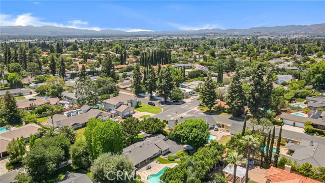 Detail Gallery Image 46 of 50 For 19439 Mayall St, Northridge,  CA 91324 - 4 Beds | 4 Baths