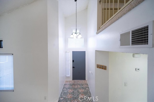 Detail Gallery Image 10 of 41 For 27552 via Real, Menifee,  CA 92585 - 4 Beds | 3 Baths