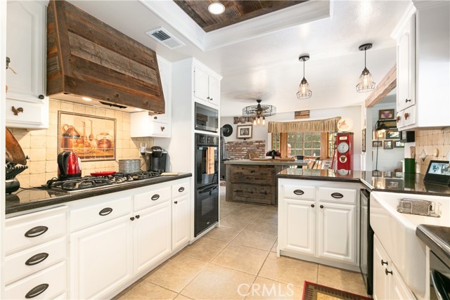 Detail Gallery Image 19 of 50 For 1261 N Tippetts, Anaheim,  CA 92807 - 4 Beds | 2/1 Baths