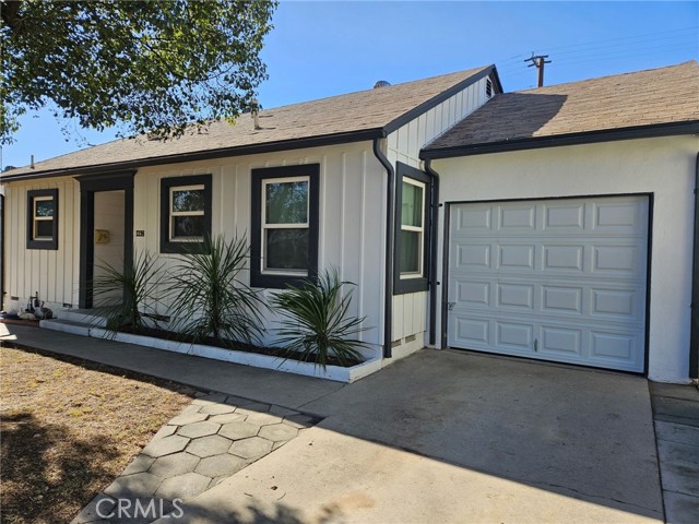 Detail Gallery Image 1 of 28 For 1396 Oakhurst Dr, San Bernardino,  CA 92404 - 2 Beds | 1 Baths