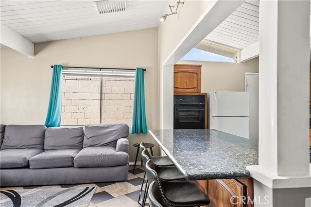 Detail Gallery Image 11 of 41 For 13540 Wilfrey Ave, La Mirada,  CA 90638 - 4 Beds | 2 Baths