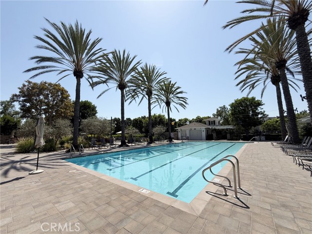 424 Silk Tree, Irvine CA: https://media.crmls.org/medias/1a70bf5e-fce1-4a57-a0de-994d1354d9f3.jpg