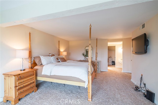 33 Oaktree Lane, Rolling Hills Estates, California 90274, 2 Bedrooms Bedrooms, ,3 BathroomsBathrooms,Residential,Sold,Oaktree,OC22217896