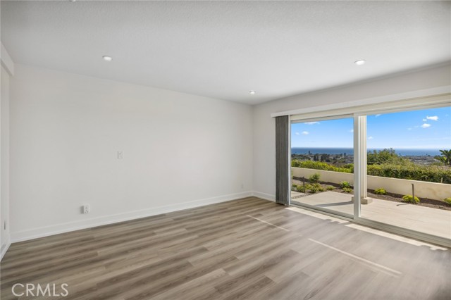 Detail Gallery Image 29 of 58 For 3601 Seabreeze Ln, Corona Del Mar,  CA 92625 - 4 Beds | 2/1 Baths