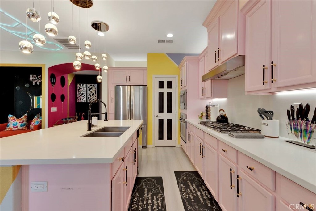 MLS #SR25222552 image #10