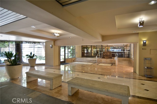 Detail Gallery Image 2 of 27 For 600 W 9th #1114,  Los Angeles,  CA 90015 - 2 Beds | 2 Baths