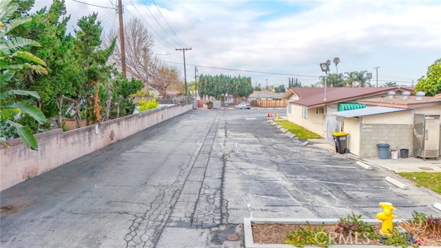 1747 Nogales Street, Rowland Heights, California 91748, ,Commercial Lease,For Rent,1747 Nogales Street,CRCV25029785