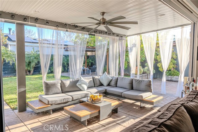 Detail Gallery Image 15 of 51 For 6841 E Bacarro, Long Beach,  CA 90815 - 4 Beds | 3 Baths