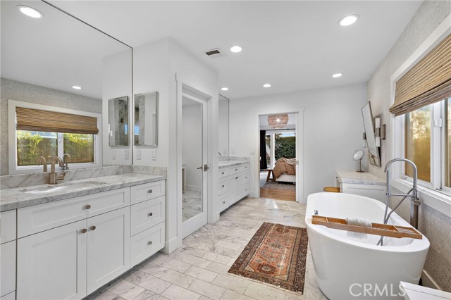 Detail Gallery Image 27 of 37 For 1725 Skylark, Newport Beach,  CA 92660 - 5 Beds | 4/1 Baths
