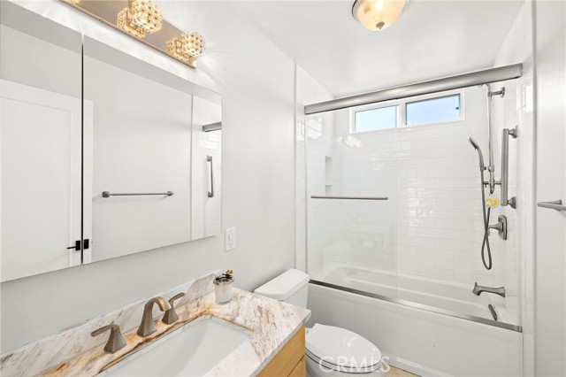 Detail Gallery Image 12 of 19 For 23866 via Calzada, Mission Viejo,  CA 92691 - 3 Beds | 2 Baths