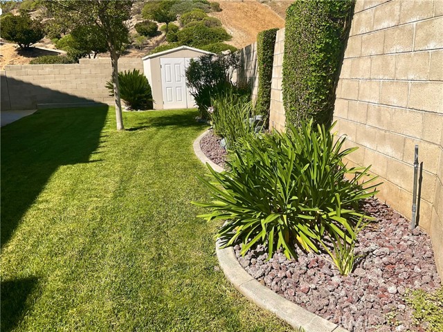 Detail Gallery Image 35 of 73 For 7123 Hidden Ct, Highland,  CA 92346 - 4 Beds | 3 Baths