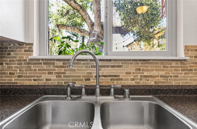 Detail Gallery Image 10 of 28 For 9780 Las Lomas #9,  Atascadero,  CA 93422 - 3 Beds | 2/1 Baths