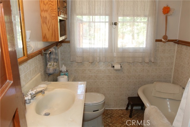 Detail Gallery Image 15 of 23 For 842 Eureka Dr, Big Bear Lake,  CA 92315 - 2 Beds | 1 Baths