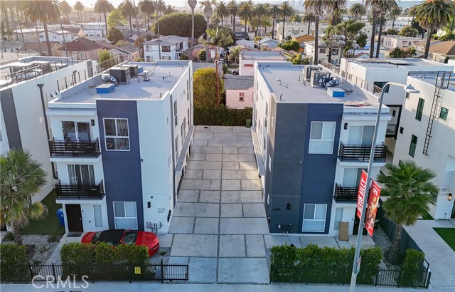 2725 S La Brea Avenue, Los Angeles CA: https://media.crmls.org/medias/1a7557ea-b9da-46de-804b-d91aa15fb69e.jpg