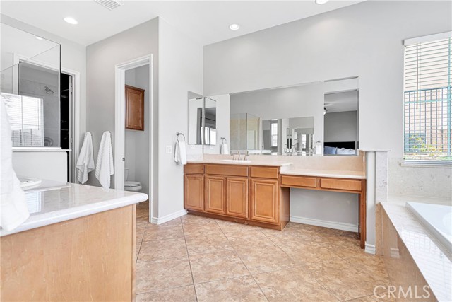 Detail Gallery Image 25 of 63 For 19539 Chuparosa Rd, Apple Valley,  CA 92307 - 4 Beds | 3/1 Baths