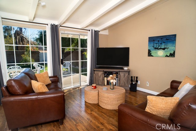 Detail Gallery Image 5 of 15 For 13232 Desmond St, Pacoima,  CA 91331 - 3 Beds | 1/1 Baths