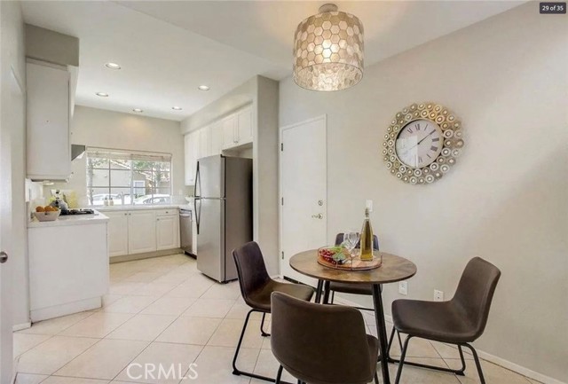 4928 Lazio Way, Oak Park CA: https://media.crmls.org/medias/1a79064b-6f55-4a02-84f5-319bd97680f4.jpg