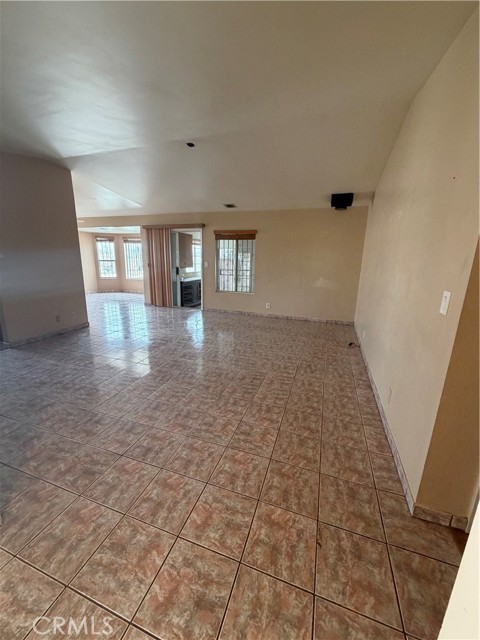 Detail Gallery Image 12 of 24 For 11497 2nd Avenue, Hesperia,  CA 92345 - 3 Beds | 2 Baths