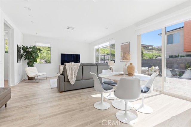 Detail Gallery Image 8 of 53 For 3182 Ivy Way, Rancho Mission Viejo,  CA 92694 - 3 Beds | 2/1 Baths