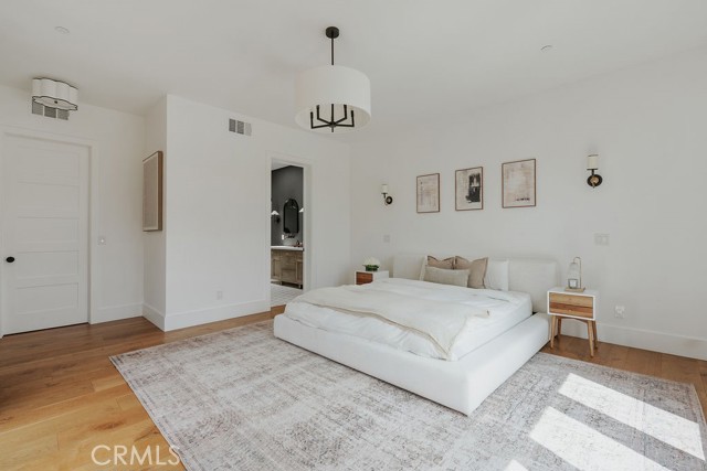 5142 Brynhurst Avenue, Los Angeles CA: https://media.crmls.org/medias/1a7b27b8-9f6c-4c8e-9282-1e8ba447a994.jpg