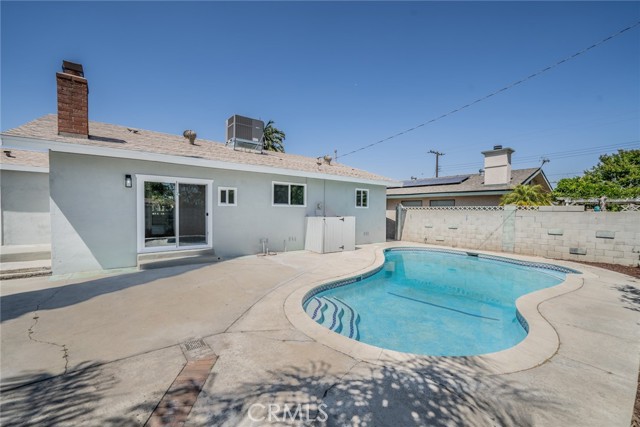 Detail Gallery Image 21 of 30 For 18987 Mindanao St, Bloomington,  CA 92316 - 4 Beds | 2 Baths