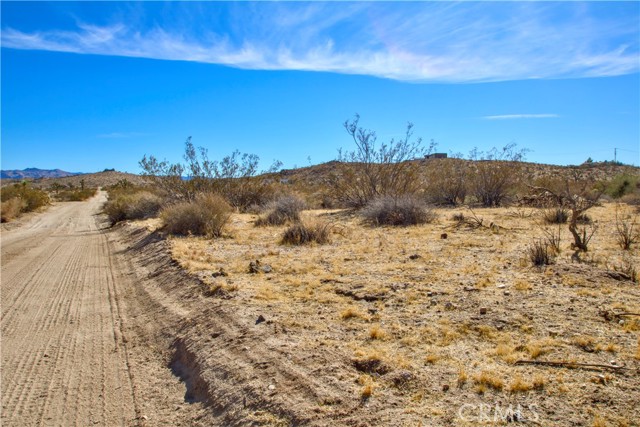 Detail Gallery Image 3 of 21 For 5 Parcel 05 Julcrest Rd, Yucca Valley,  CA 92284 - – Beds | – Baths