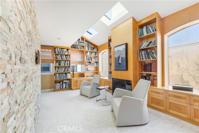 Detail Gallery Image 17 of 25 For 319 Orchid, Corona Del Mar,  CA 92625 - 4 Beds | 3/1 Baths