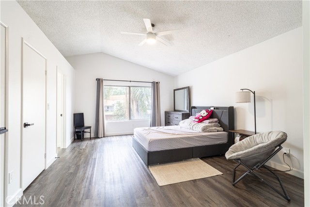 Detail Gallery Image 12 of 20 For 4511 Feather River Rd, Corona,  CA 92878 - 3 Beds | 3 Baths