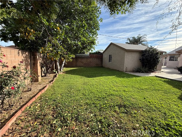 Detail Gallery Image 21 of 21 For 6900 Garden Grove, Reseda,  CA 91335 - 4 Beds | 2 Baths