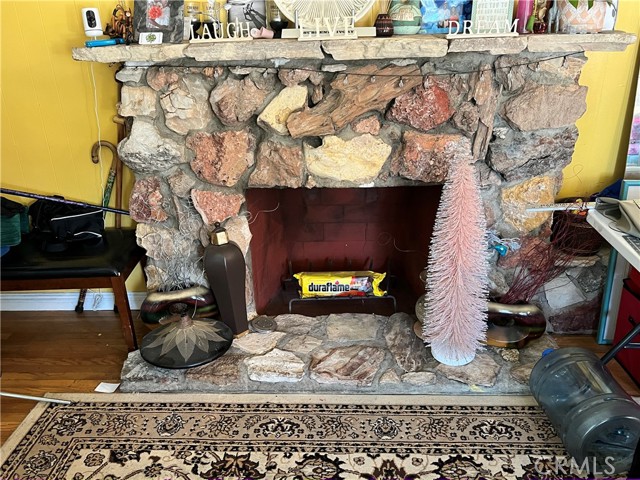 1923 W 115th Street, Los Angeles CA: https://media.crmls.org/medias/1a7ee993-25a2-4906-bf50-f6350f7029ca.jpg