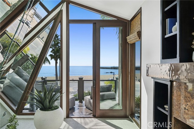 Detail Gallery Image 27 of 56 For 3150 Breakers, Corona Del Mar,  CA 92625 - 4 Beds | 5 Baths