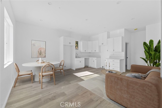 Front Image Thumbnail for CRSR25250306