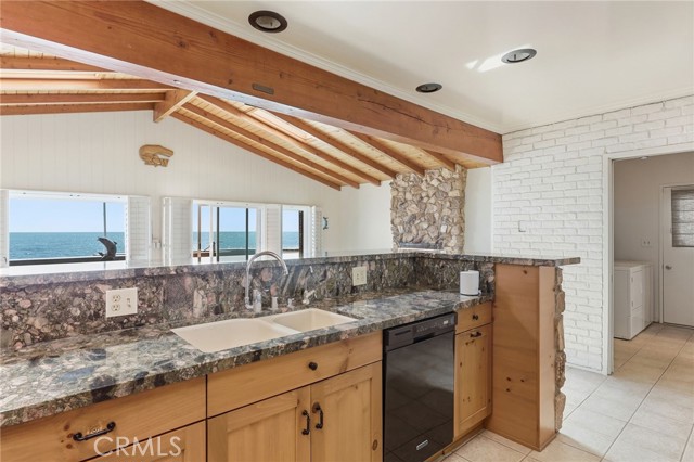 4136 Pacific Coast Highway photo 21