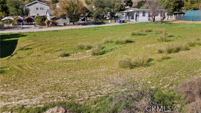 Detail Gallery Image 14 of 41 For 2 Taft Ct, Val Verde,  CA 91383 - – Beds | – Baths