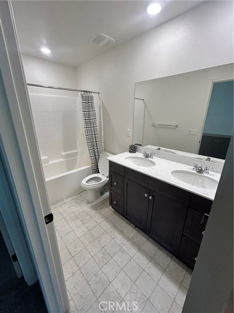 Detail Gallery Image 20 of 29 For 1357 Palo Verde, Vista,  CA 92083 - 3 Beds | 2/1 Baths