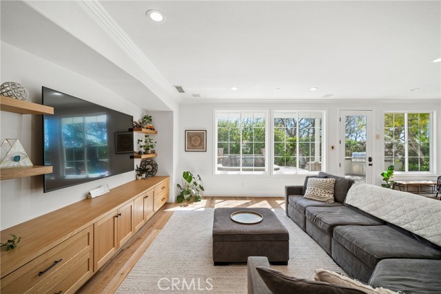 Detail Gallery Image 9 of 39 For 38 Calle De La Luna, San Clemente,  CA 92673 - 5 Beds | 4/1 Baths