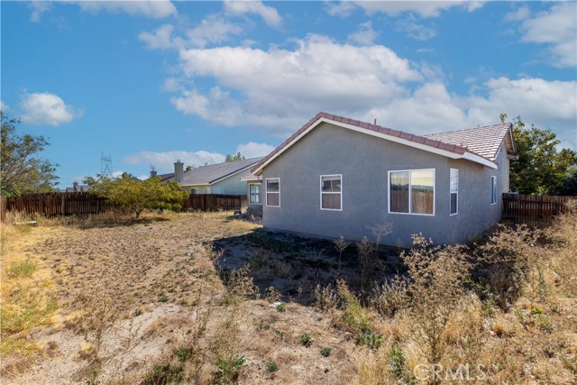 Detail Gallery Image 14 of 14 For 13230 Claremont Ave, Victorville,  CA 92392 - 3 Beds | 2 Baths