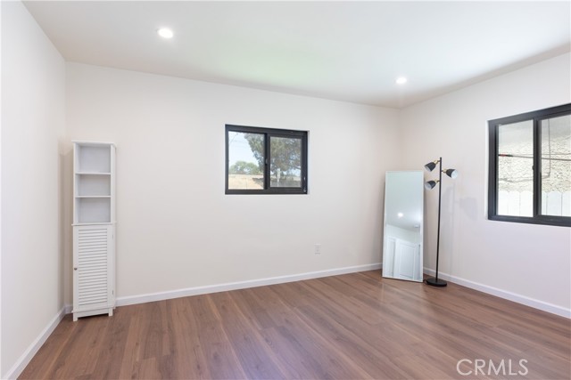 Detail Gallery Image 29 of 64 For 3240 Pacific Ave, Long Beach,  CA 90807 - 4 Beds | 3 Baths