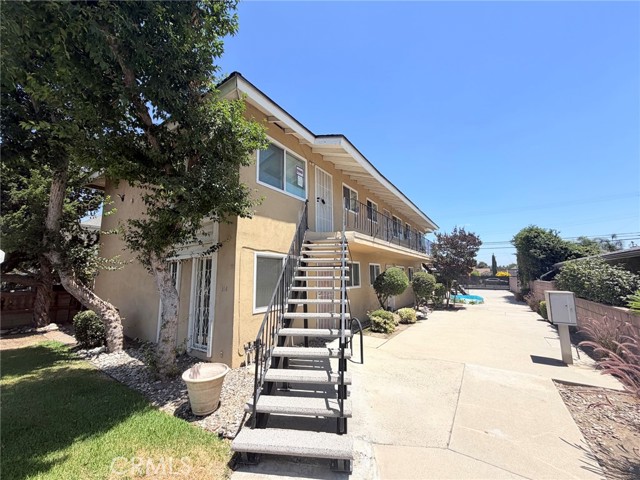 316 N San Gabriel AVE Unit: D