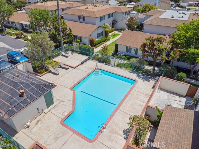 Detail Gallery Image 24 of 48 For 23320 Western Ave #D,  Harbor City,  CA 90710 - 3 Beds | 2 Baths
