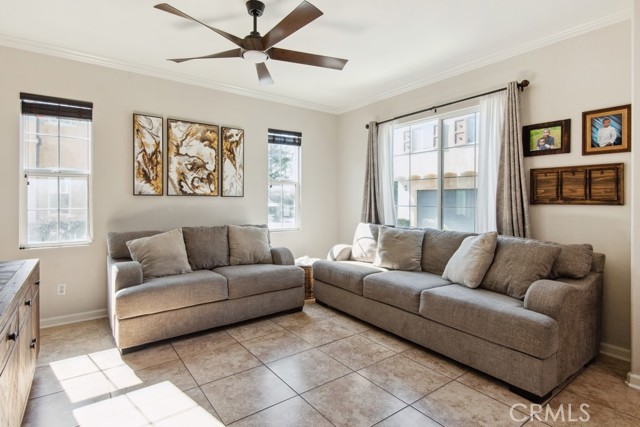 Detail Gallery Image 4 of 23 For 31765 Paseo Peonia, Murrieta,  CA 92563 - 3 Beds | 2/1 Baths