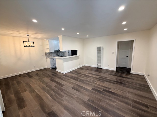 1522 S Centinela, Los Angeles CA: https://media.crmls.org/medias/1a8476eb-e2e0-42d5-a71e-90123cf51973.jpg